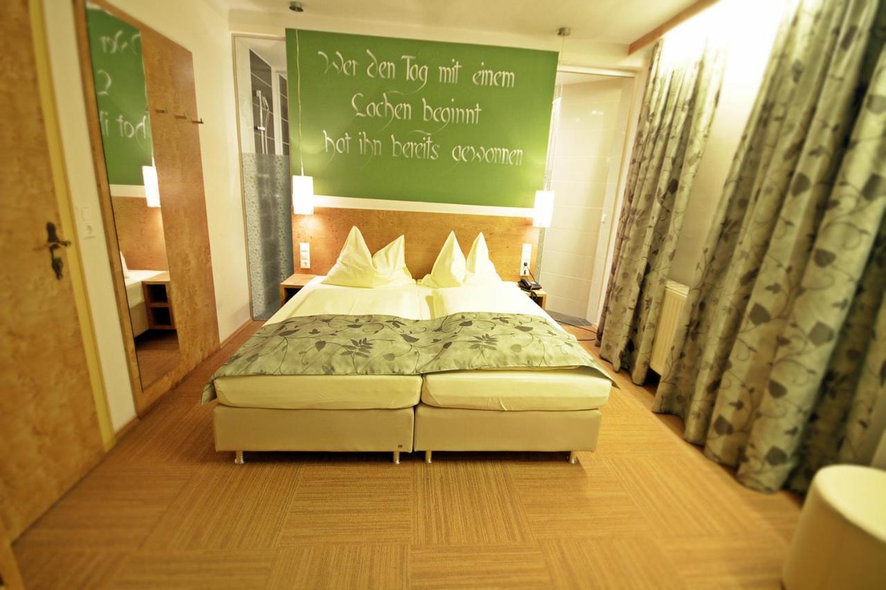 פוכברג אם שניברג Hotel-Restaurant Forellenhof מראה חיצוני תמונה